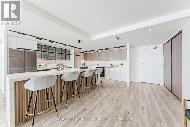 Building Photo - 131 Torresdale Ave