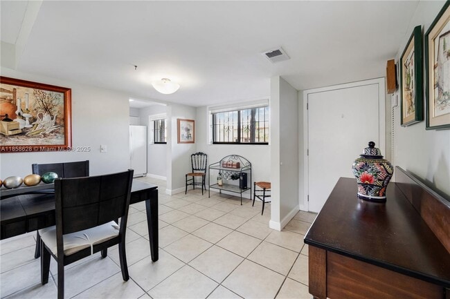 Building Photo - 8415 SW 107th Ave