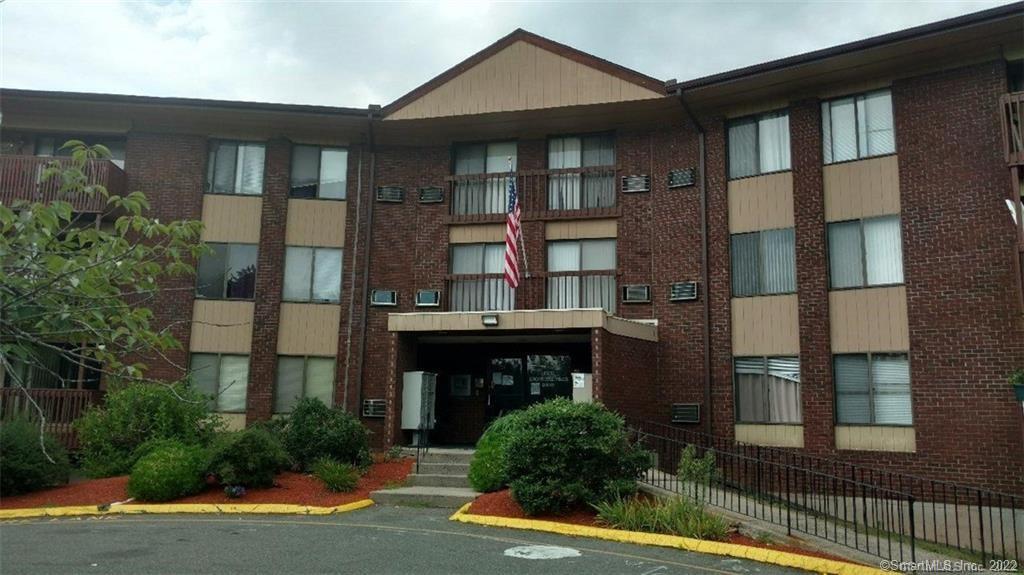 Primary Photo - 1000 Cromwell Hills Dr