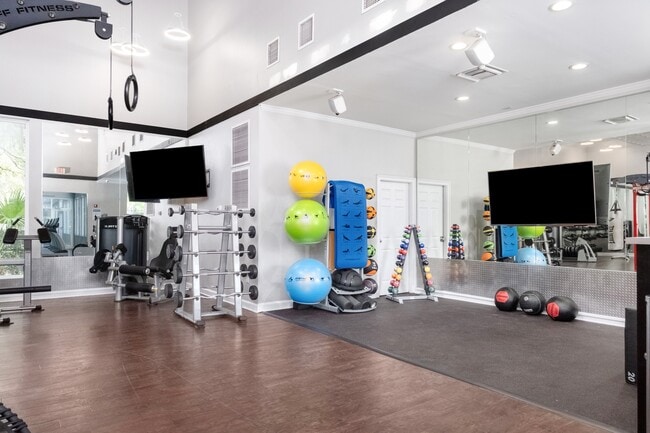 Photo - Gainesville Place Apartments