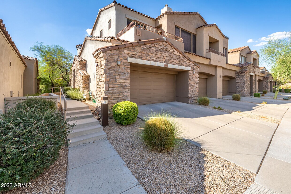 Primary Photo - 19550 N Grayhawk Dr