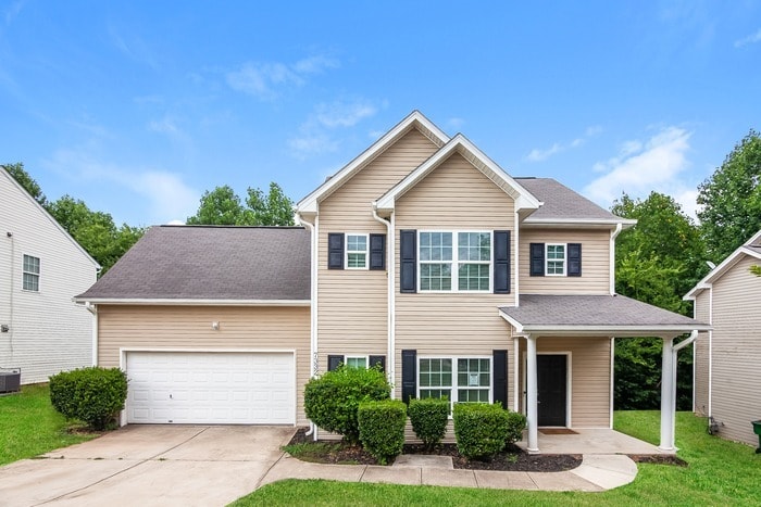 Primary Photo - Spacious 2-Story Home in Charlotte