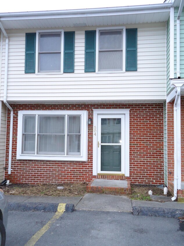 Foto principal - 504 Yorktowne Pl