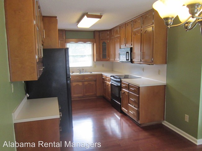 Foto del edificio - 5955 Mockingbird Ln