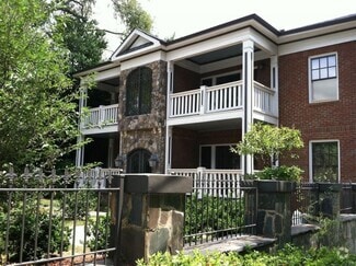 Building Photo - 685 Penn Ave NE