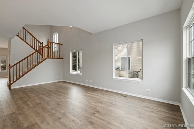 Building Photo - 2815 Alameda Ct