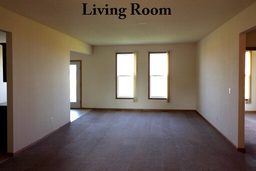 Building Photo - 678 Ballymore Rd