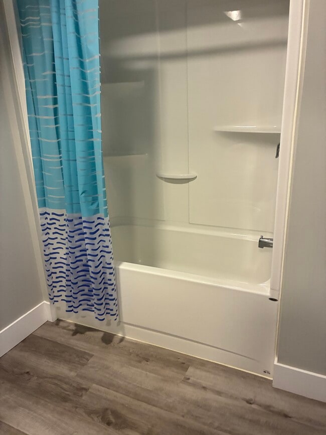 Building Photo - 42 Newcombe