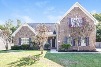 Building Photo - 1811 Potters Ct