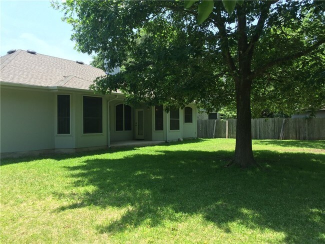 Foto del edificio - 5209 Trading Bend