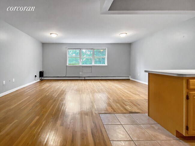 Foto del edificio - 1676 Bergen St