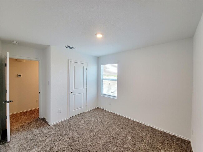 Building Photo - 309 Bullhead Rd