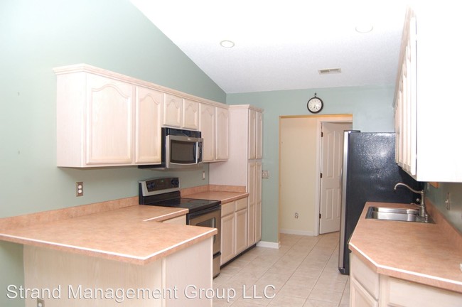 Building Photo - 101 Saint Andrews Ln
