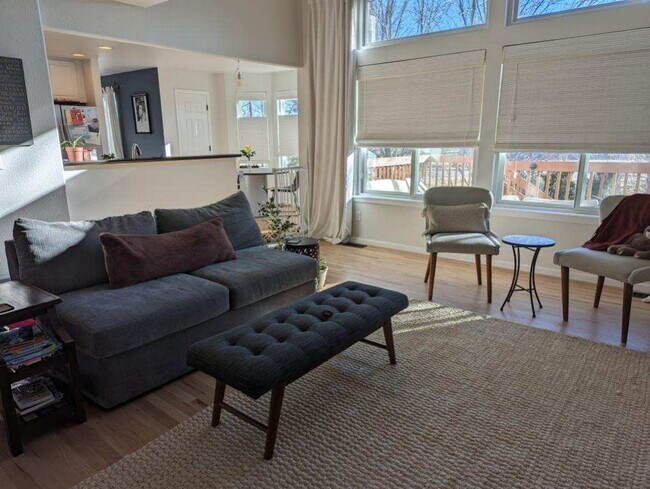 Building Photo - Single Family Home Located in Desirable Ro...