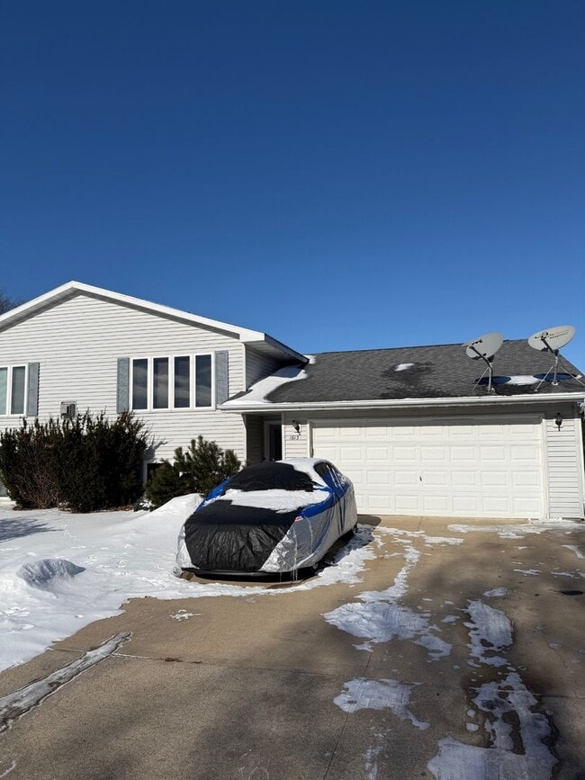 Foto del edificio - 1611/1613 Lincoln Avenue