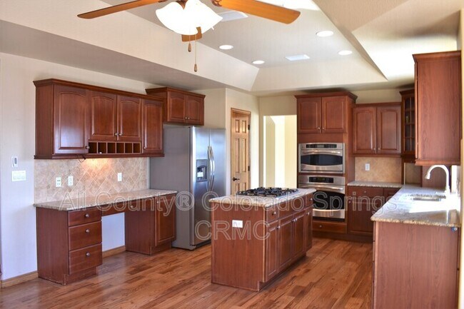 Foto del edificio - 13061 Crane Canyon Loop