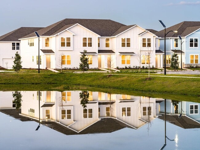 En Amavi Kissimmee, el hogar es donde la relajación y la diversión se unen. - Amavi Kissimmee