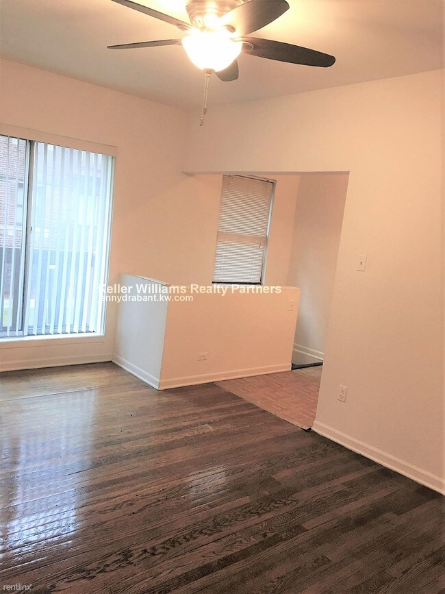 Foto del edificio - 3034 Halsted St