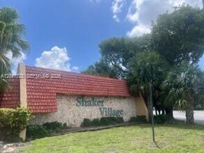 Building Photo - 6040 Shaker Wood Cir