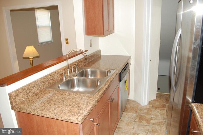 Building Photo - 1707 Pin Oak Rd