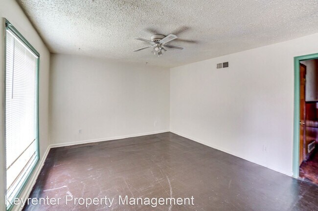 Foto del edificio - 3 br, 1.5 bath House - 4824 N Xanthus Ave