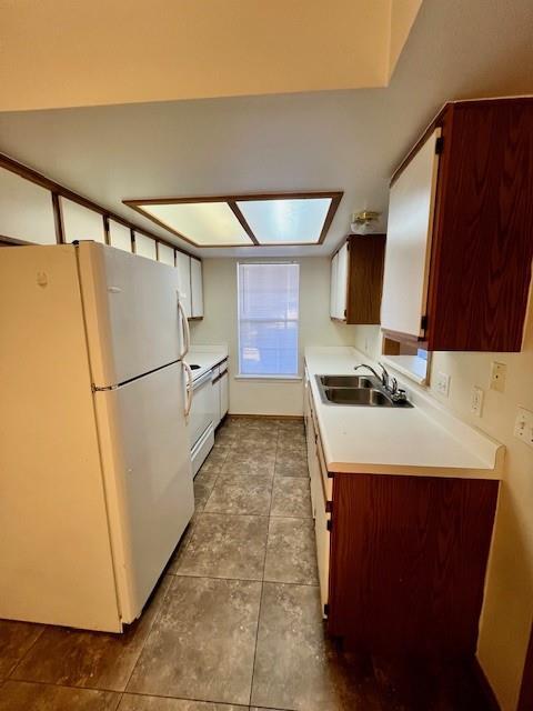 Foto del edificio - 417 N Pleasant St