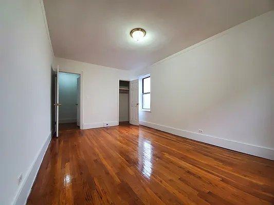 Building Photo - 1 bedroom in BRONX NY 10470
