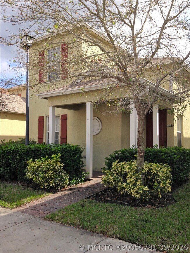 Foto del edificio - 2085 SE Avon Park Dr