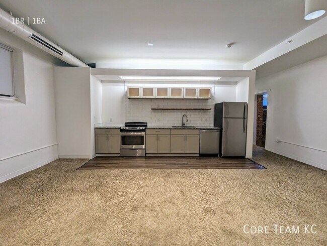 Foto del edificio - 1 Bedroom in Historic School Lofts
