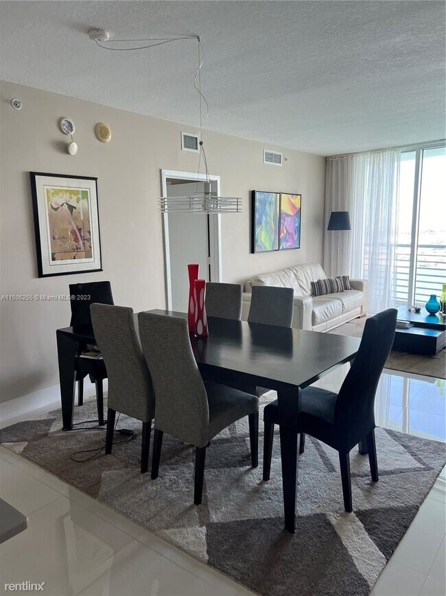 Foto del edificio - 3 br, 2 bath House - 335 S Biscayne Blvd A...