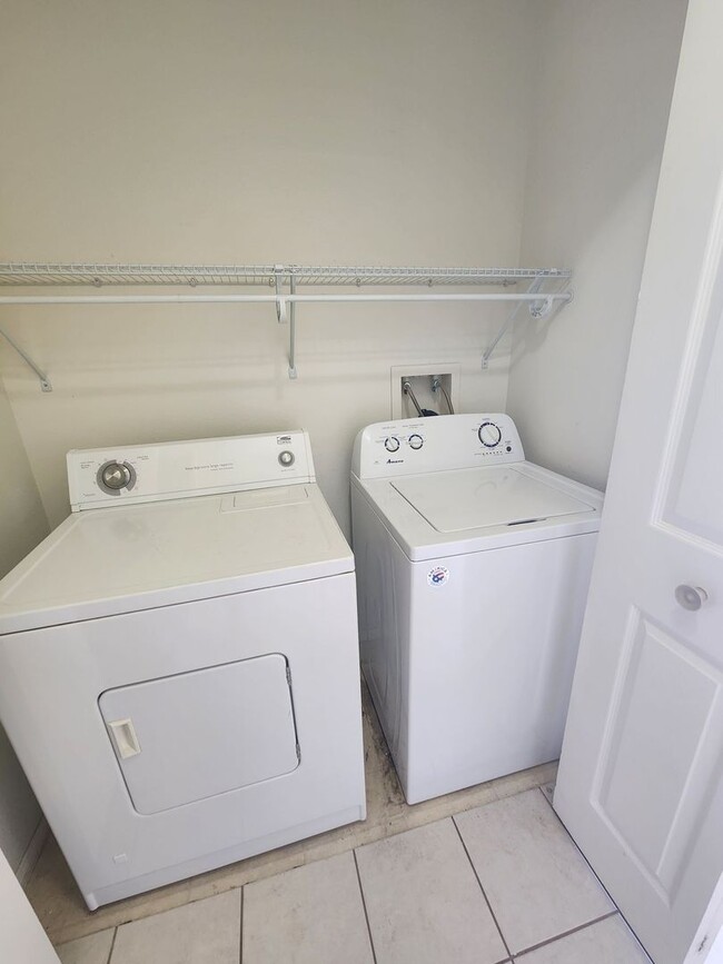 Building Photo - 6306 Athol Ave