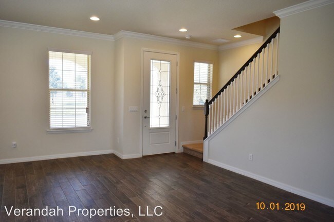 Building Photo - 3 br, 2.5 bath House - 14107 Lakeview Park Rd