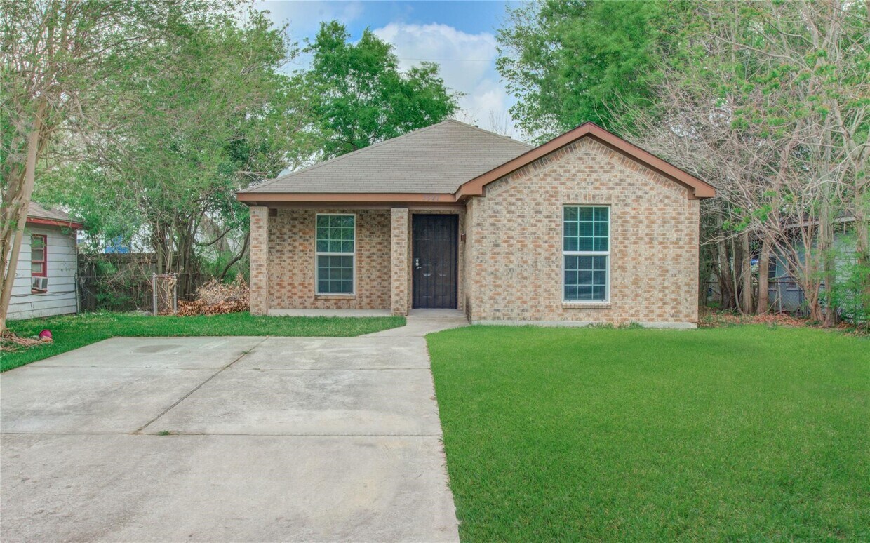 Foto principal - 5521 Malmedy Rd