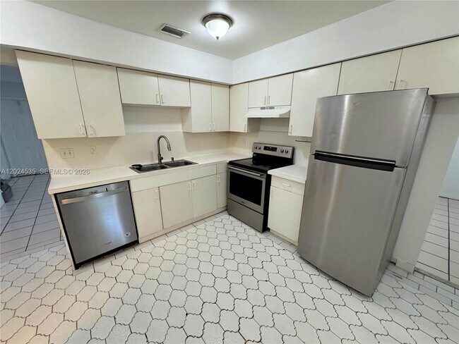 Foto del edificio - 2309 SE 2nd St