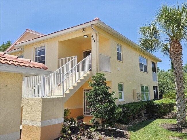 Building Photo - 904 Casa Del Lago Way