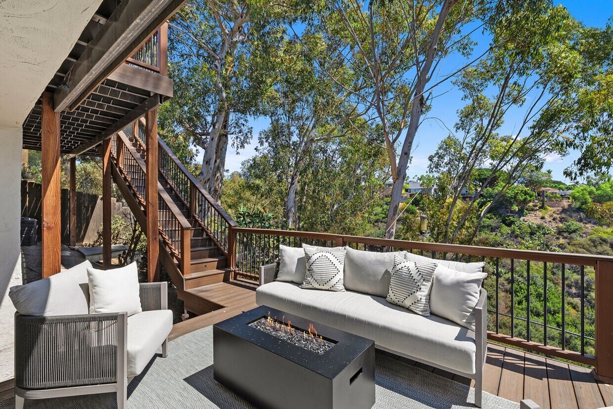 Foto principal - 4525 Rhode Island St