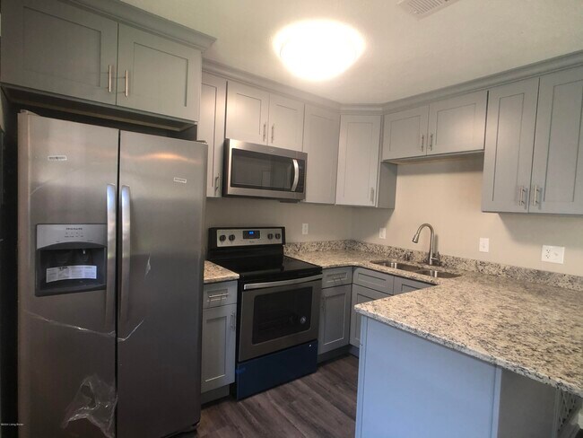 Foto del edificio - 2505 Lindsay Ave