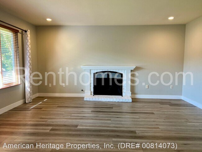 Building Photo - 4 br, 2 bath House - 3580 Mount Ariane Drive