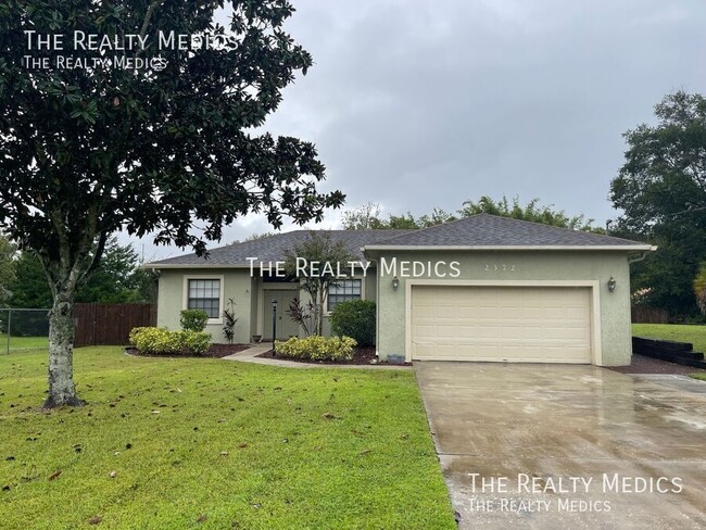 Building Photo - 2372 Sunnyview Dr