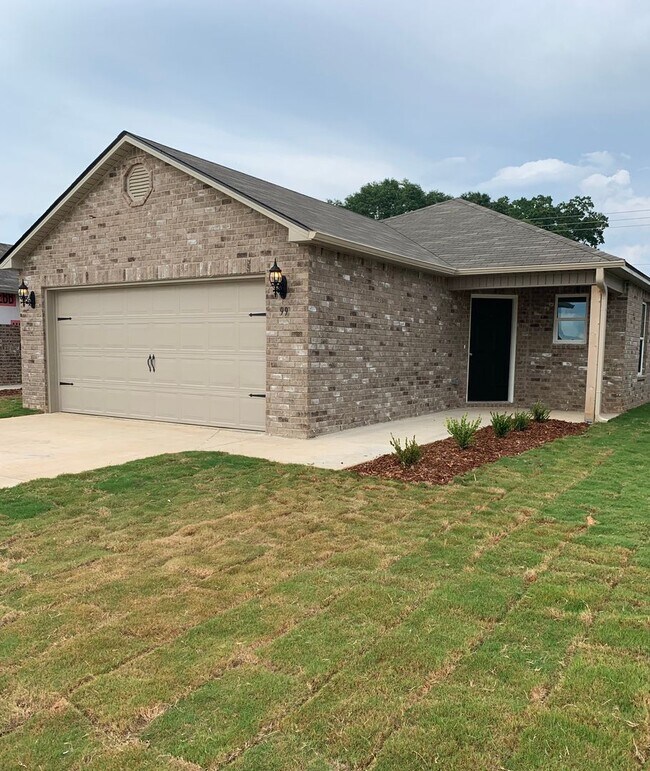 Building Photo - Four Bedroom | Two Bath Home in Tucker Farms