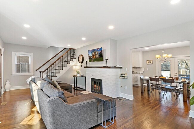 Foto del edificio - 1317 N Jackson St