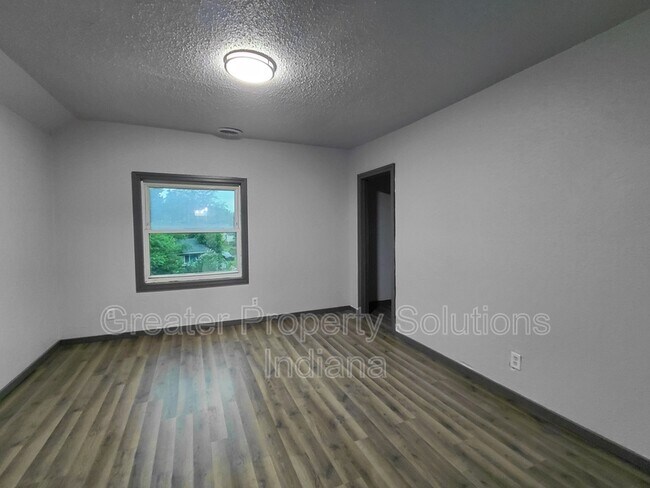 Foto del edificio - 731 W 4th St