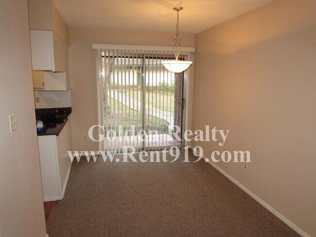 Foto del edificio - Condo in Raleigh- Rent ready!