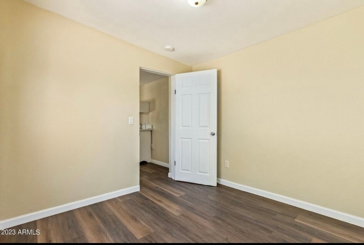 234 E Southgate Ave Unit 234 E southgate, Phoenix, AZ 85040 Apartments in Phoenix, AZ