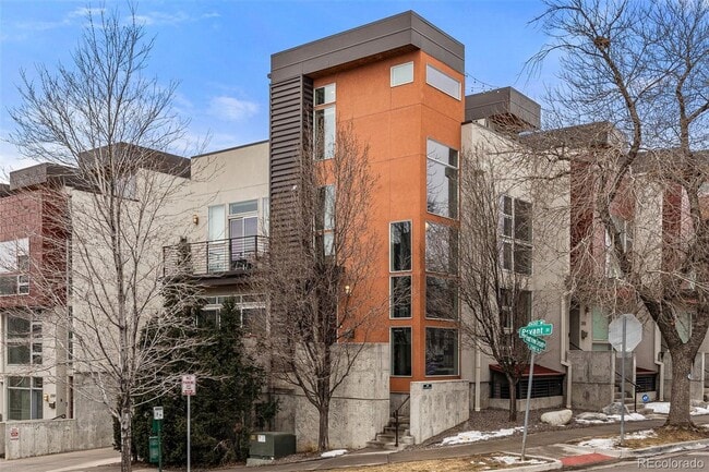 Photo - 2600 W Front View Crescent Dr Townhome