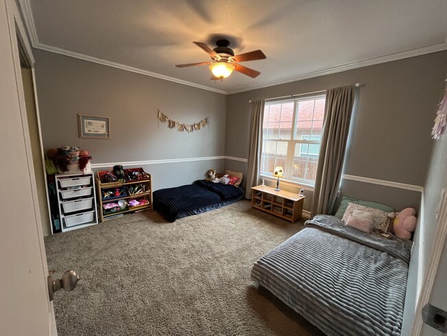 Building Photo - 312 High Meadows Dr