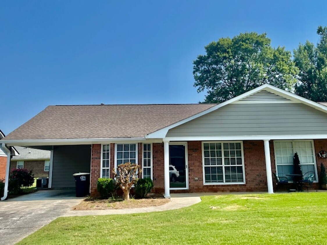 Foto principal - The Creeks neighborhood!