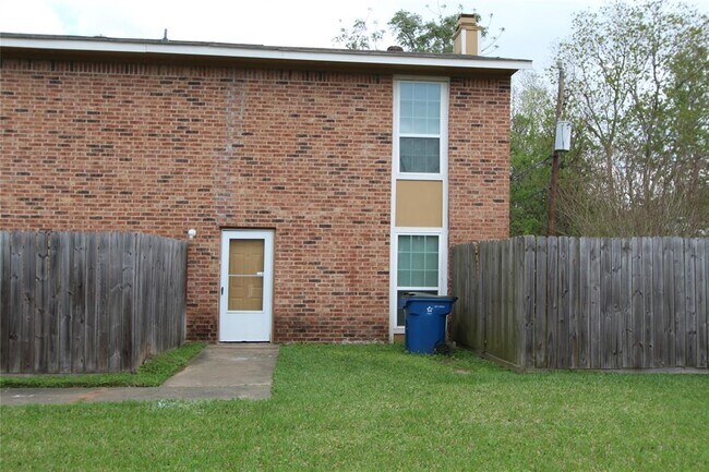 Building Photo - 3408 Avenue O