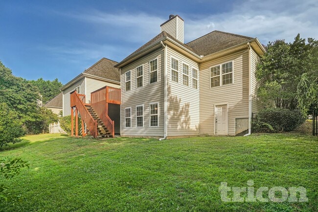 Building Photo - 326 Henderson Lake Dr SW