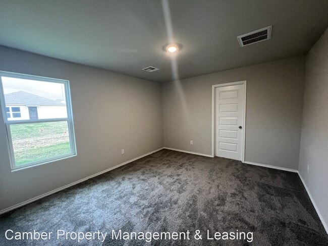 Foto del edificio - 3 br, 2 bath House - 11804 Annette Drive